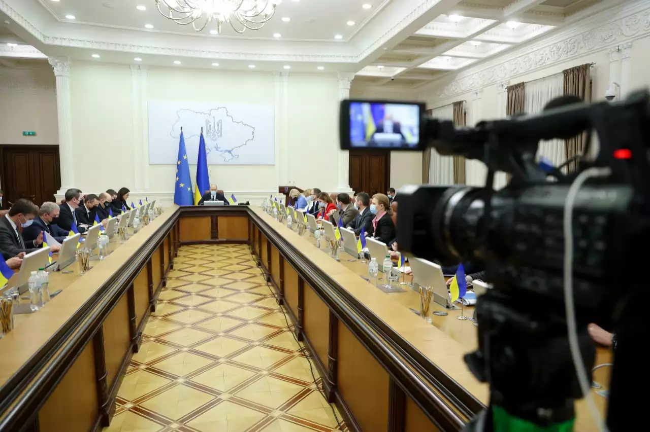 Уряд пропонує РНБО запровадити санкції проти російських онлайн-кінотеатрів