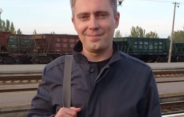 &laquo;187 годин полону&raquo;. Російські окупанти звільнили з-під варти журналіста Олега Батуріна