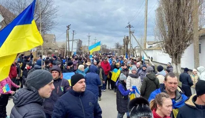 У Мелітополі окупанти відпустили трьох журналісток, видавець Михайло Кумок залишається в неволі