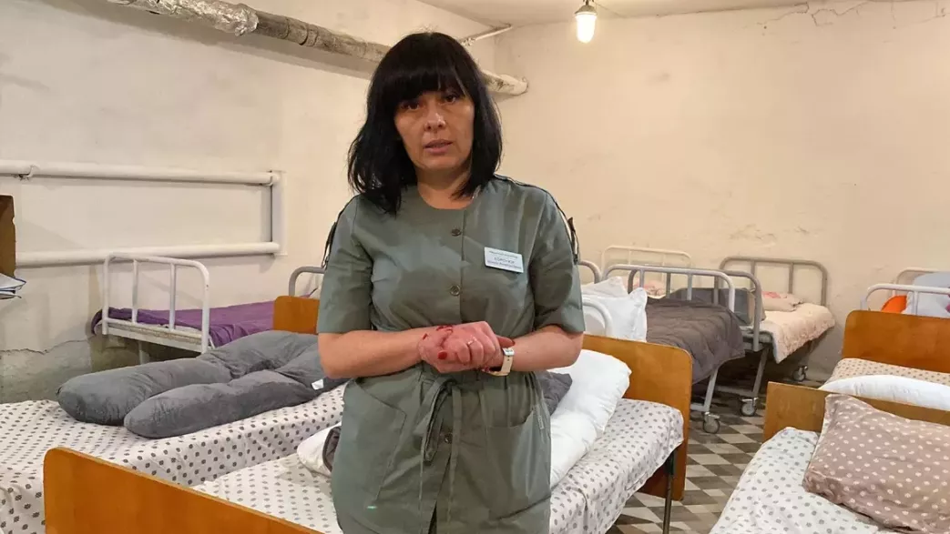 КЖЕ відповіла журналістці, яка попросила розглянути свій матеріал про укриття для вагітних у Хмельницькому