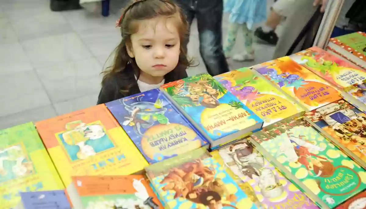 До Львова відправили перші 25 тисяч книжок для дітей-переселенців &ndash; Держкометелерадіо
