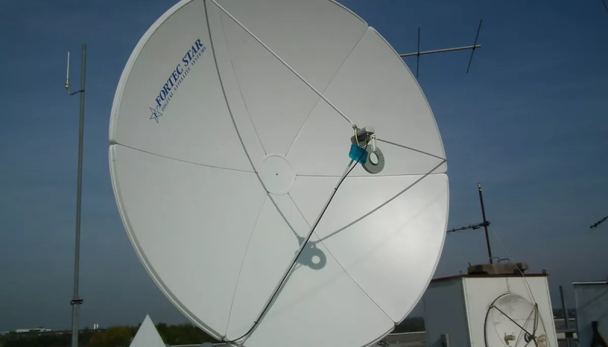 Українців закликали не демонтувати супутникові тарілки