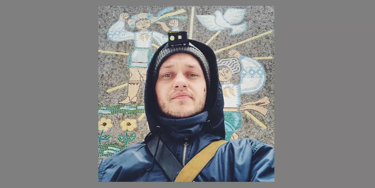 &laquo;Тепер ми друзі&raquo;. Документаліст Володимир Демченко затримав критика Росії Джона Суіні та передав його СБУ