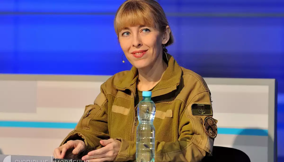 Журналістка, офіцер ЗСУ Олена Білозерська спростувала фейк росЗМІ про свою загибель