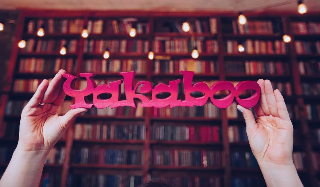 Yakaboo з 15 квітня відновлює продаж і доставку друкованих книжок