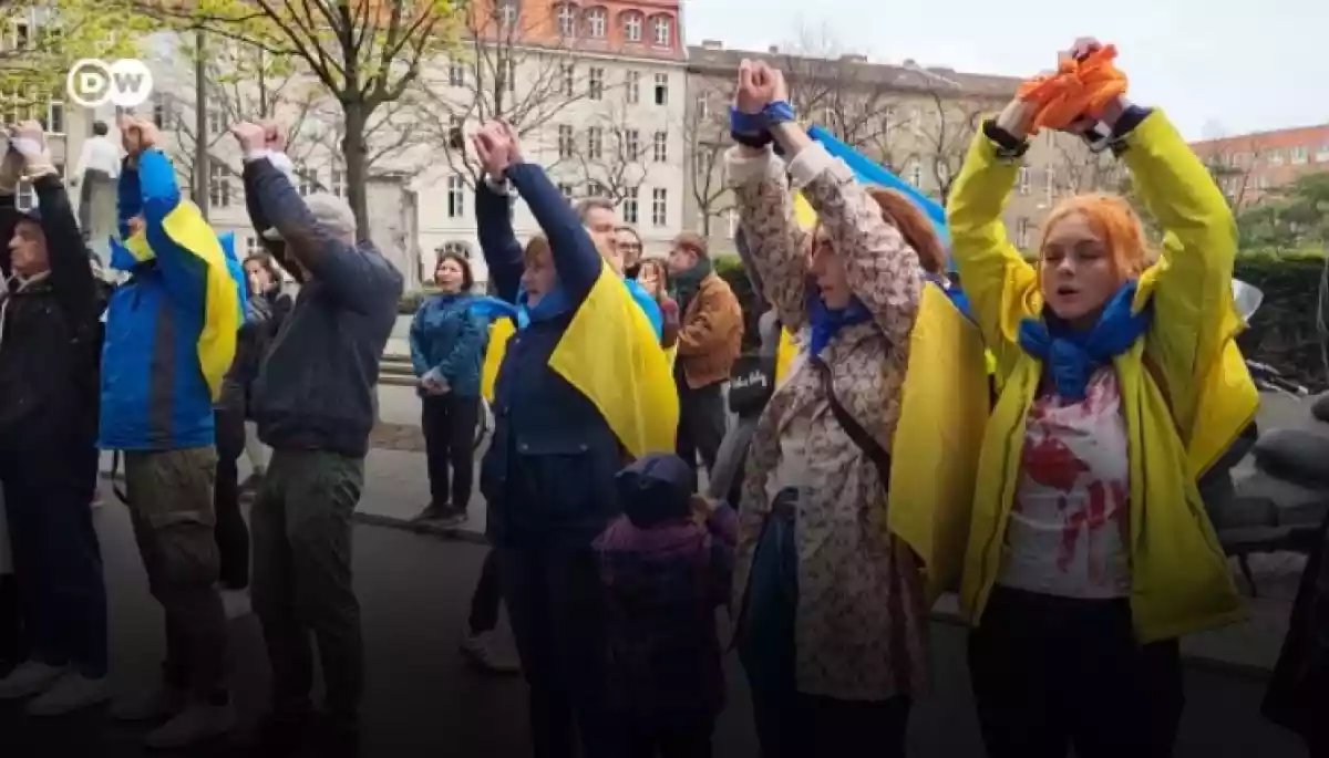 У Берліні активісти вимагали звільнити пропагандистку Овсяннікову з Die Welt