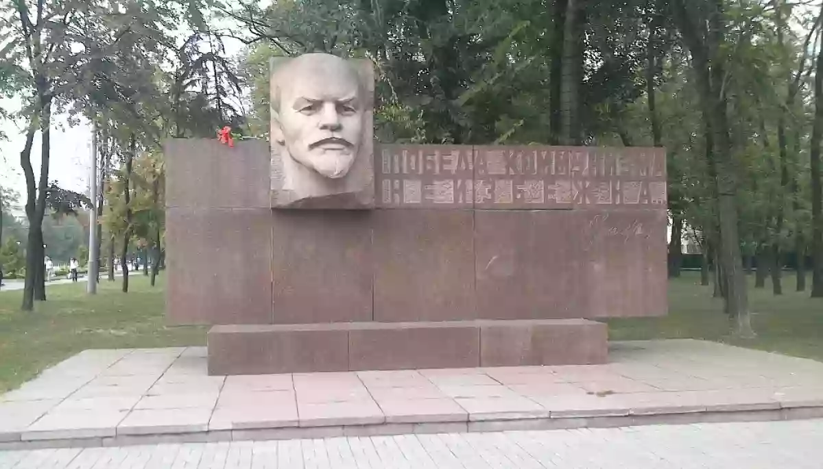 Як Пушкін в Україні став аналогом Леніна