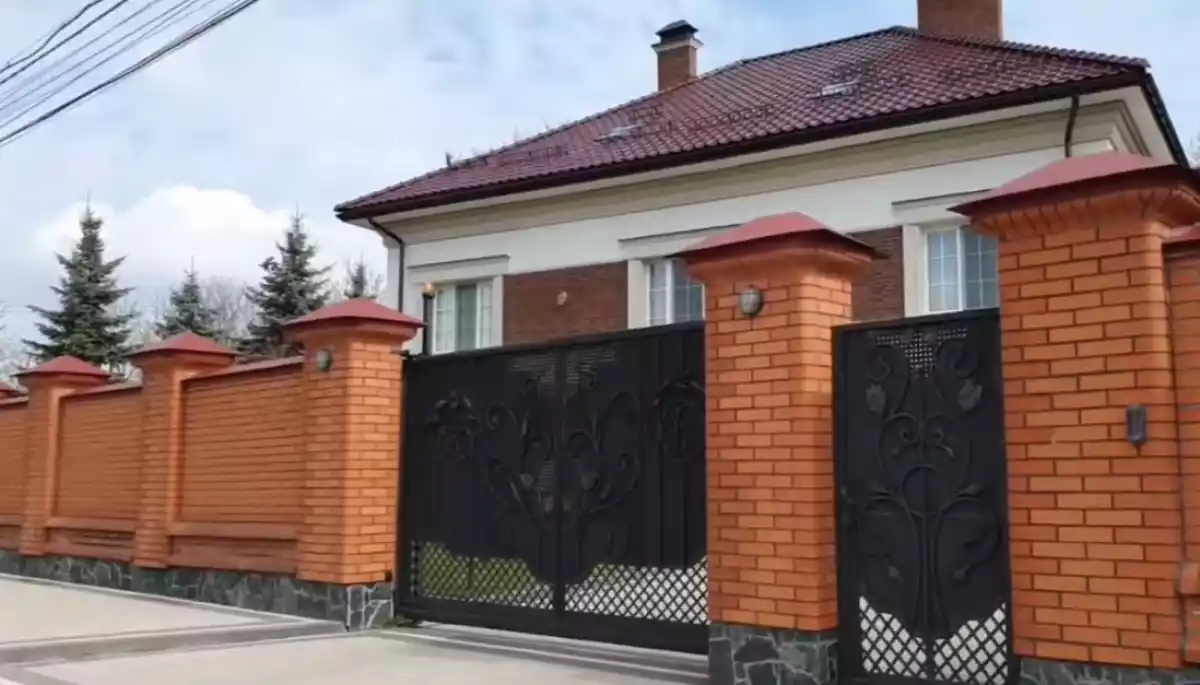 ДБР проводить обшук у будинку Тараса Козака на Львівщині