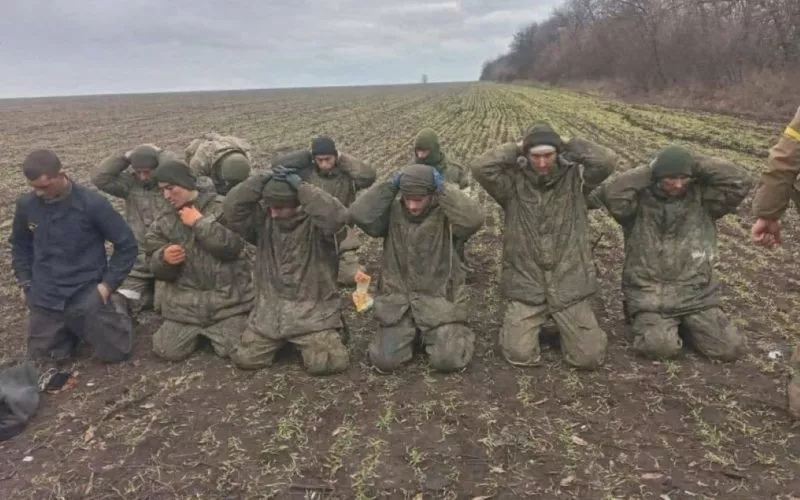 Український антидепресант для російських рекрутів: дайджест російської пропаганди за 2 травня