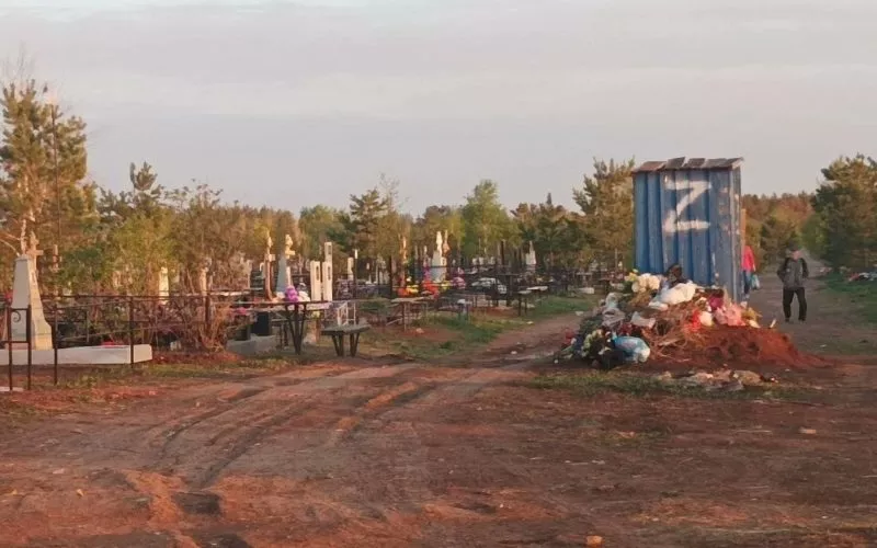 Анатолій Шарій у «братській могилі» путінізму: дайджест російської пропаганди за 5 травня