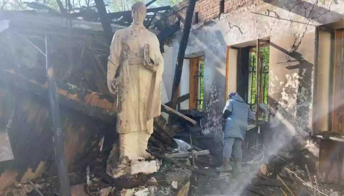 Російські окупанти зруйнували музей Григорія Сковороди на Харківщині