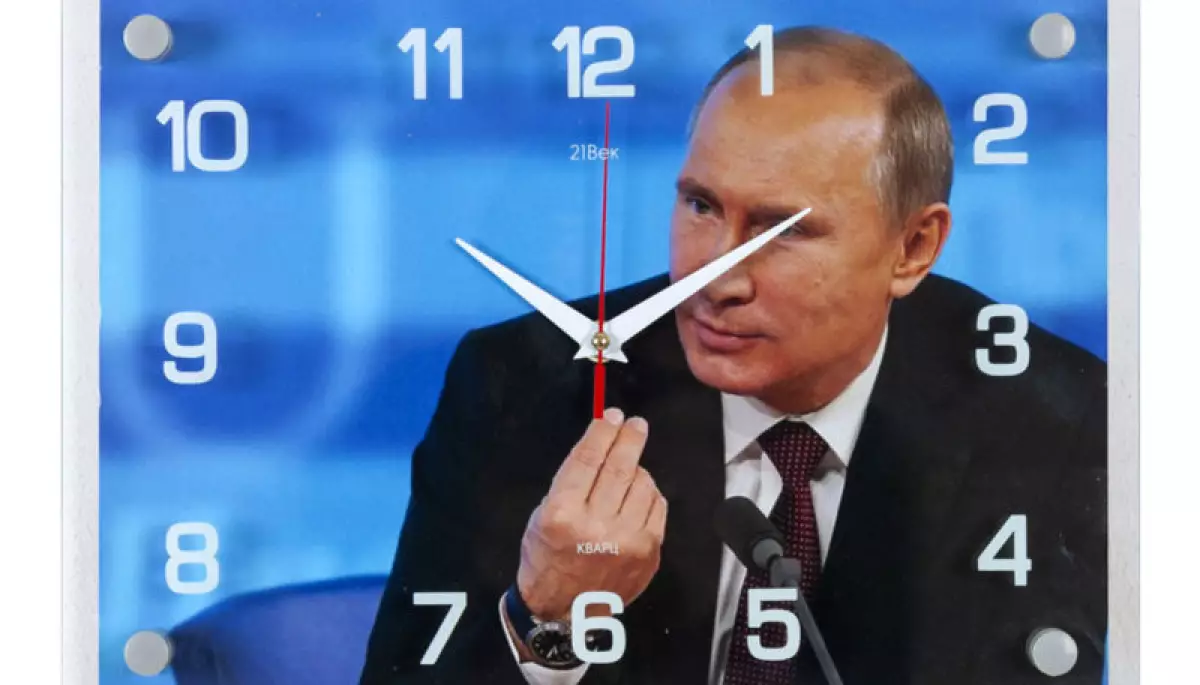 Час Путіна до вигрібної ями: дайджест російської пропаганди за 9 травня
