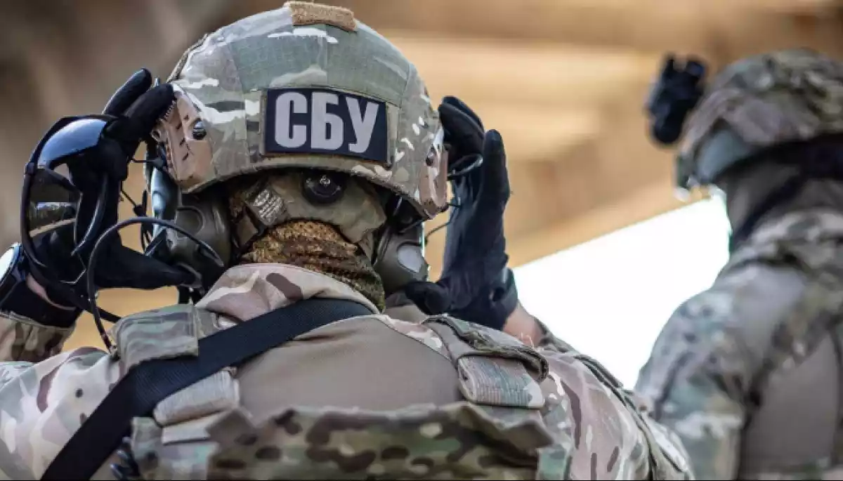 На Харківщині викрили інтернет-агітатора з російським паспортом та зброєю – СБУ