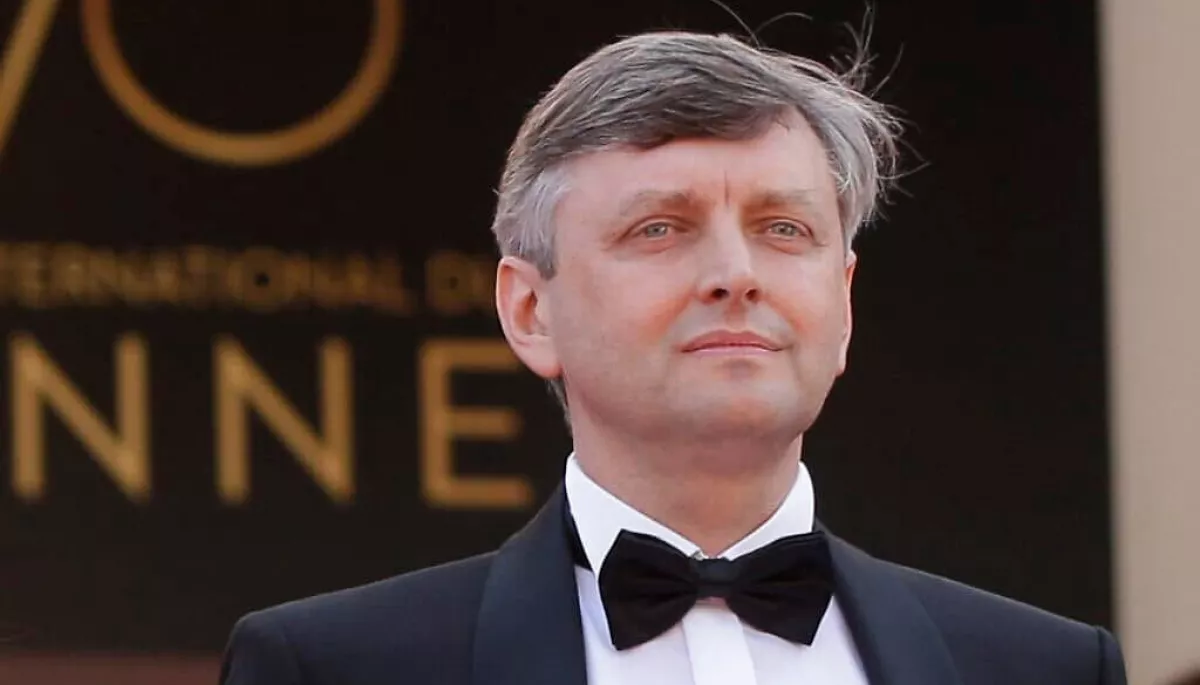 Лозниця гидить Україні, але світ його слухає