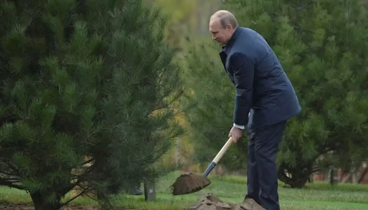 Путін починає копати окопи: дайджест російської пропаганди за три місяці війни