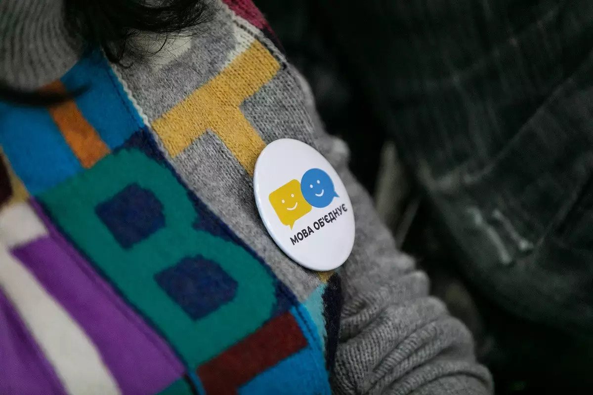 Боротьба в інформаційній та культурній царині: що думають українці про державну мовну політику та пропаганду та тлі агресії Росії