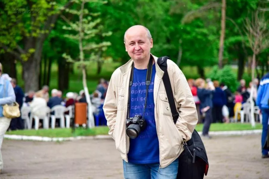 Фотограф Євген Сосновський розповів, як вів зйомки оточеного Маріуполя