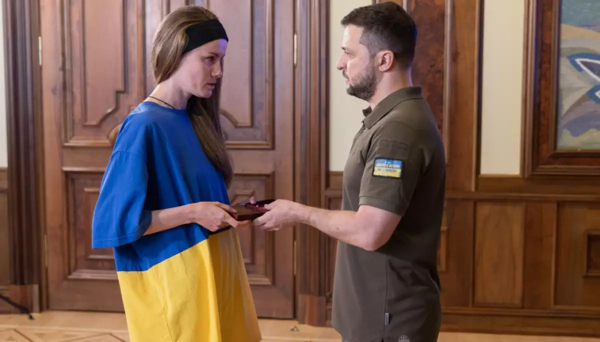 Хто з медійників отримав нагороди від президента на День журналіста (список, фото)