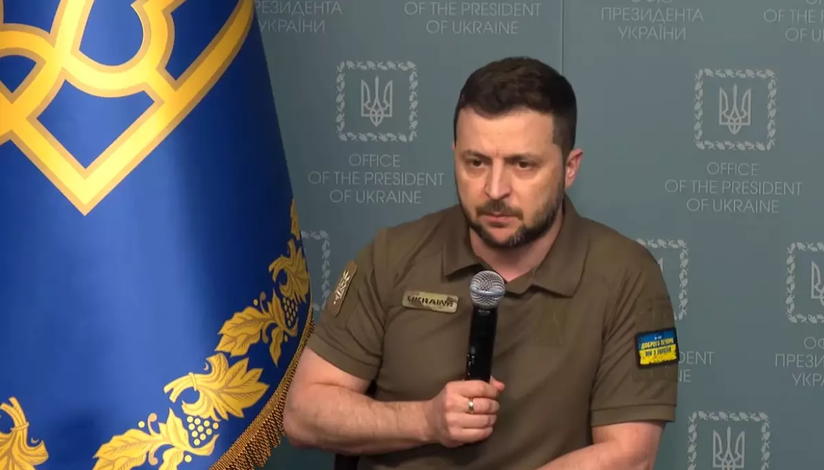 &laquo;Ніхто з Банкової не диктує інформаційну політику&raquo;: Зеленський про єдиний марафон, Бутусова та канали з пулу Порошенка