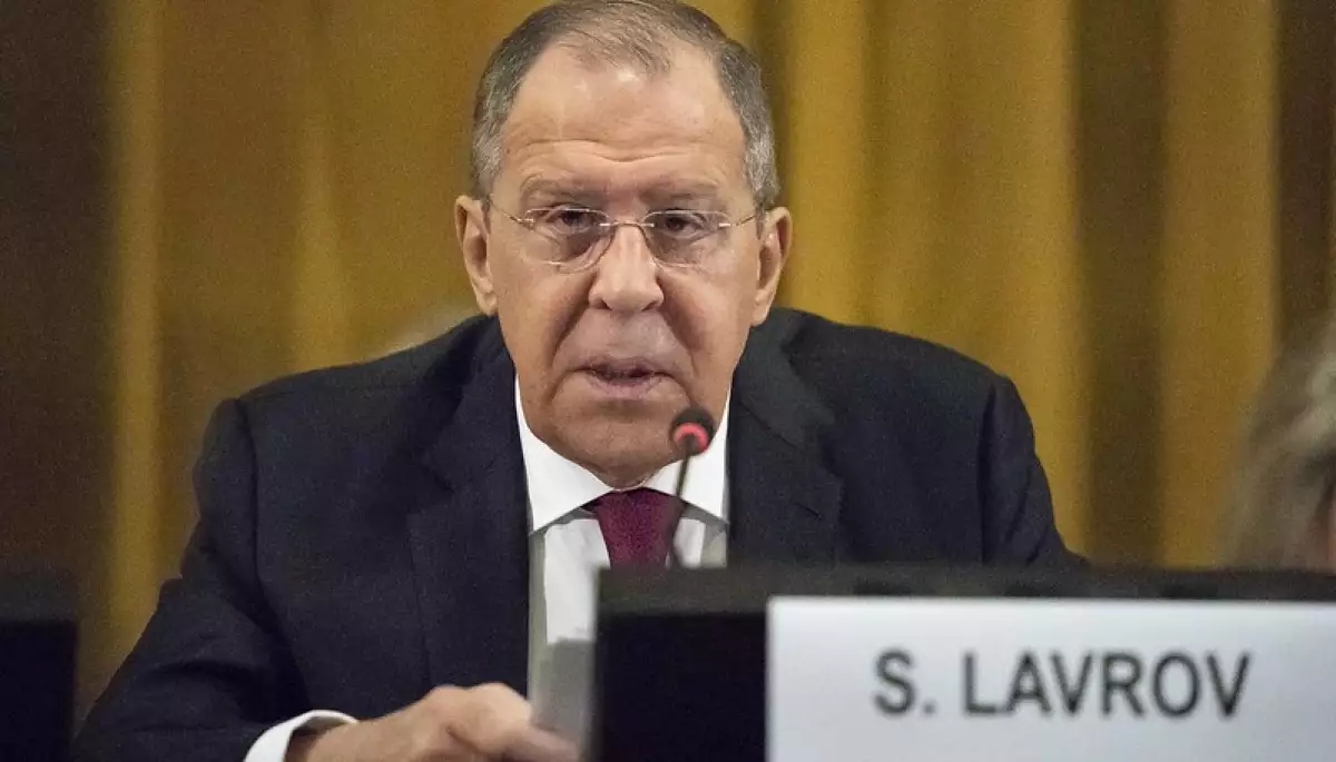 Суспільне спитало у Лаврова про мародерство армії Росії та зерно, яке крадуть росіяни (ВІДЕО)