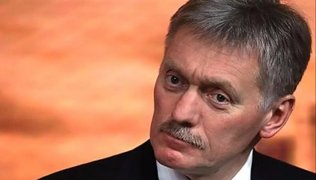 Зеленський підписав указ щодо санкцій проти Путіна, Пєскова і 33 інших високопосадовців