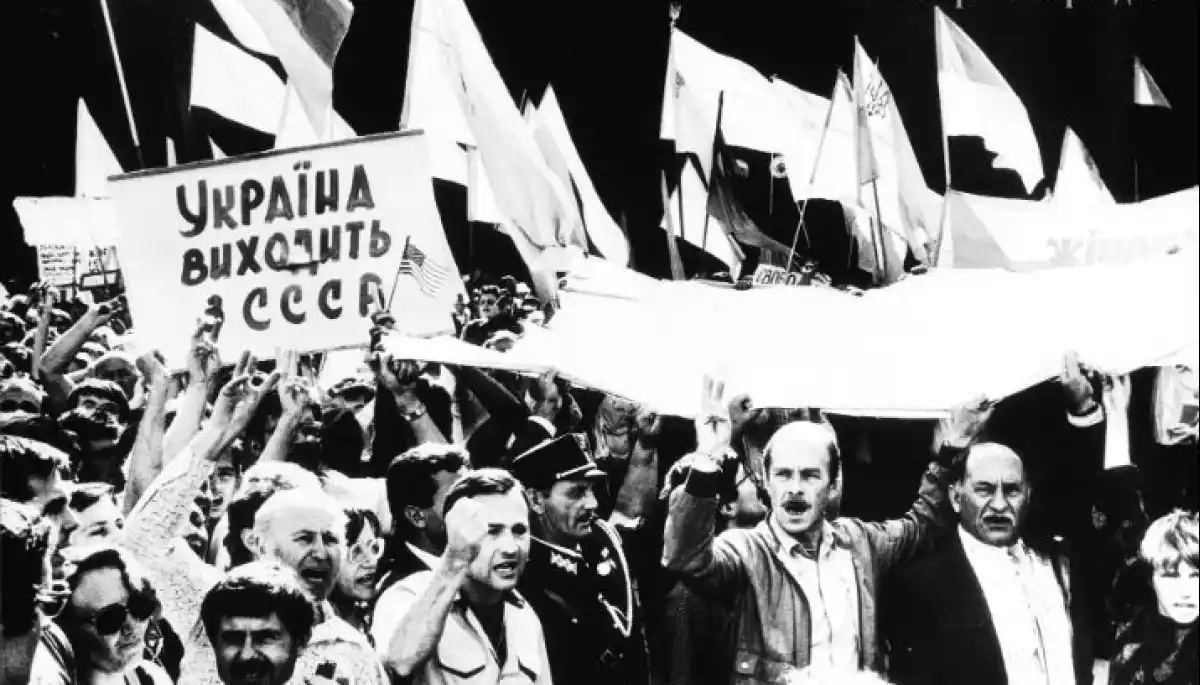 В Україні відкрили онлайн-архів документів Верховної Ради періоду утвердження незалежності