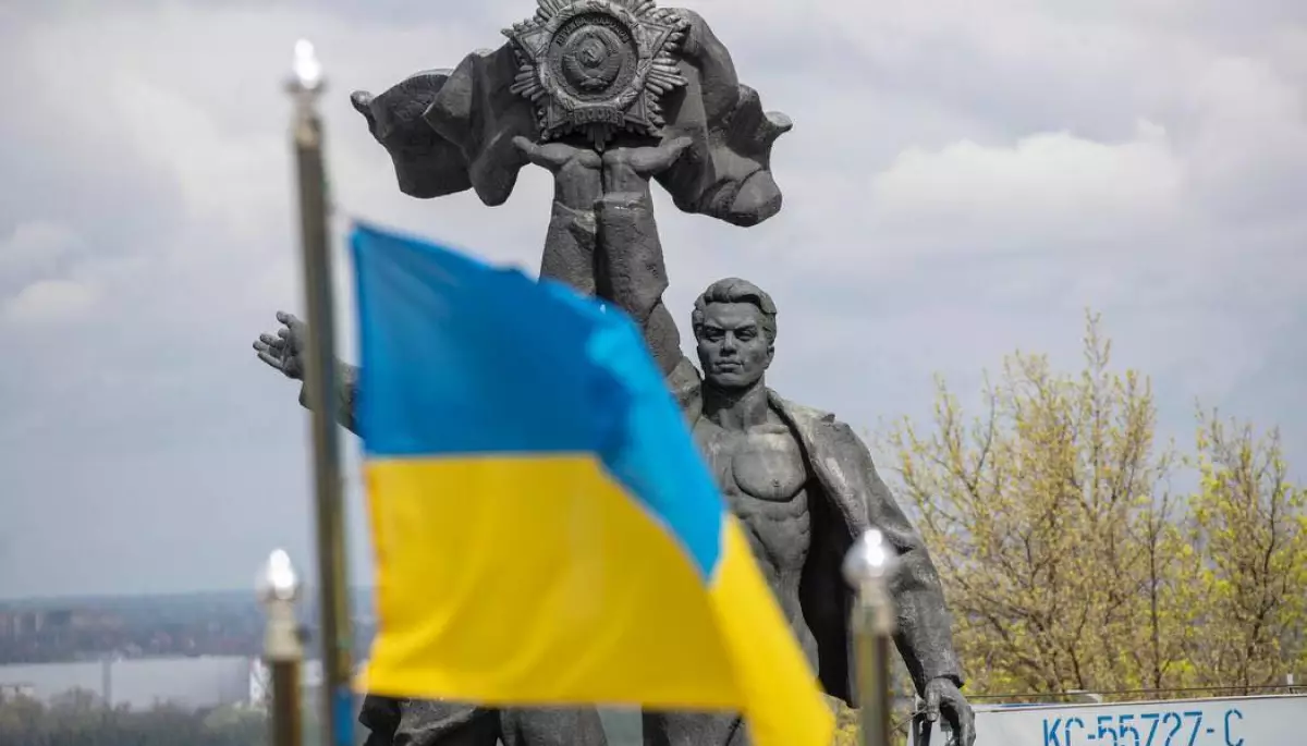 До Ради з питань дерусифікації та декомунізації увійдуть письменники, видавці та історики
