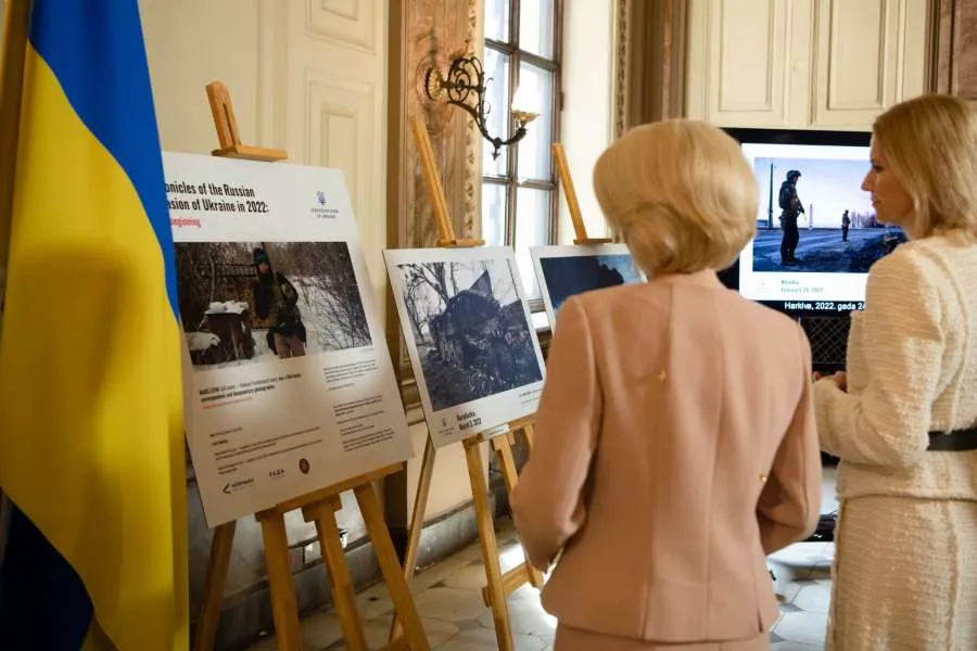 У парламенті Латвії відкрили виставку фоторобіт Макса Левіна