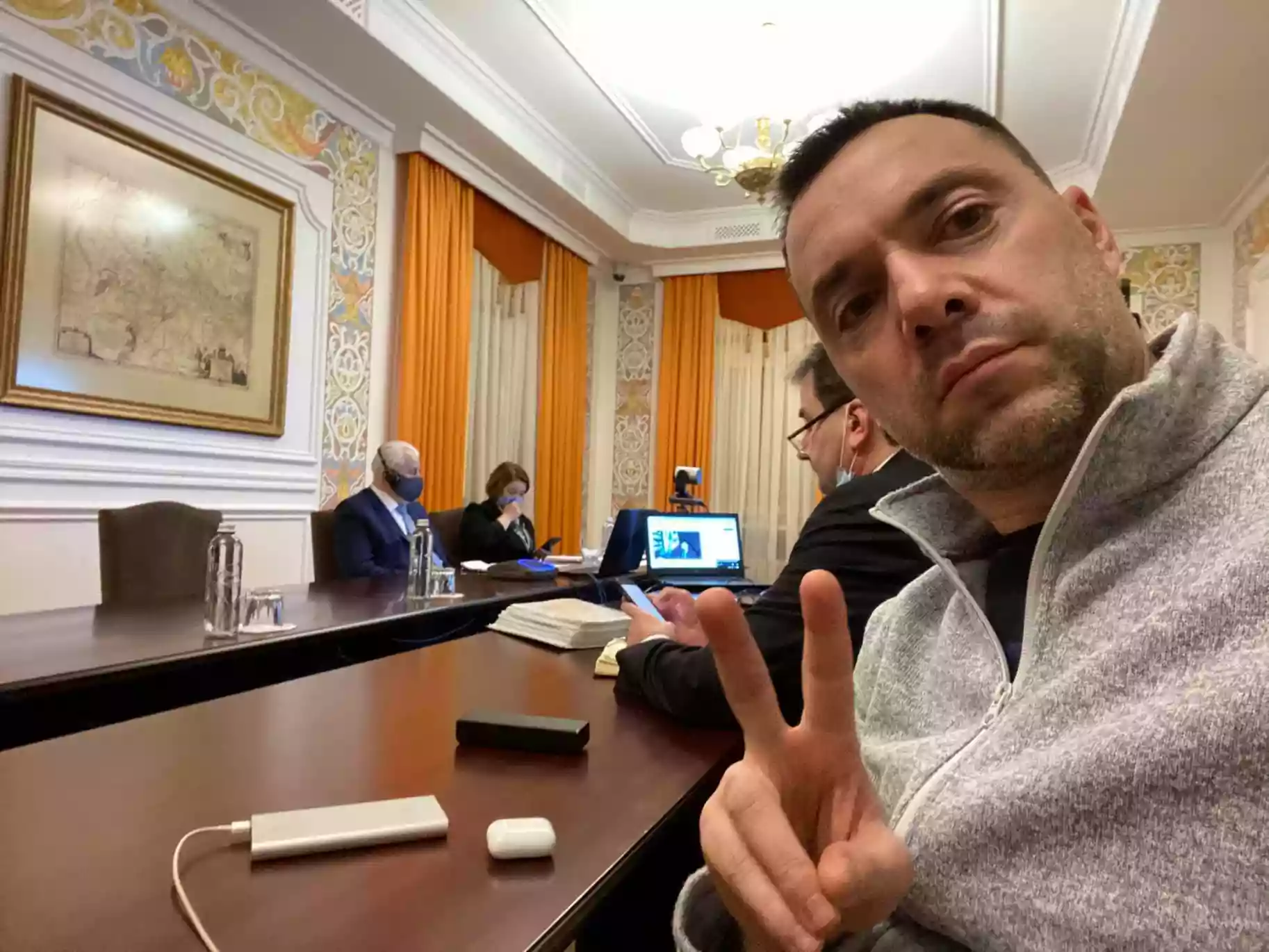 ОП вважає заяви Арестовича корисними, бо вони «провокують дискусії» – ЗМІ