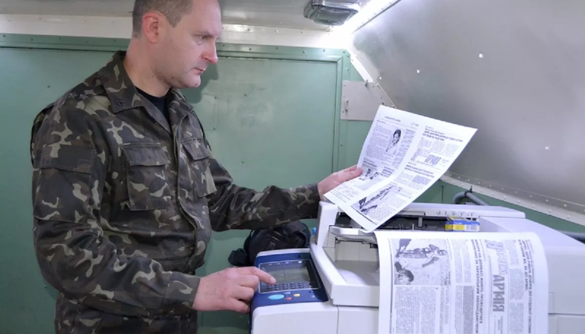 &laquo;Народна армія&raquo; 2.0. Міноборони хоче відродити газету для військових &mdash; чи потрібна вона і що про цю ідею думають бійці