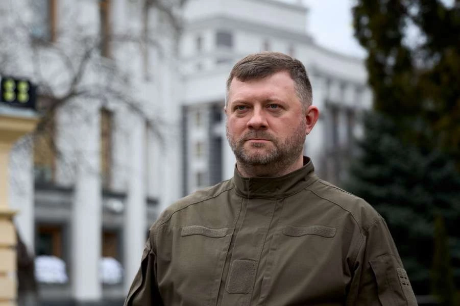 &laquo;А вони хіба не працюють?&raquo;: Корнієнко розповів, що дивиться 5 канал, Прямий і &laquo;Еспресо&raquo;