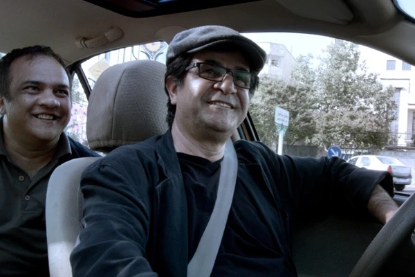В Ірані кінорежисера Джафара Панахі засудили до шести років ув'язнення