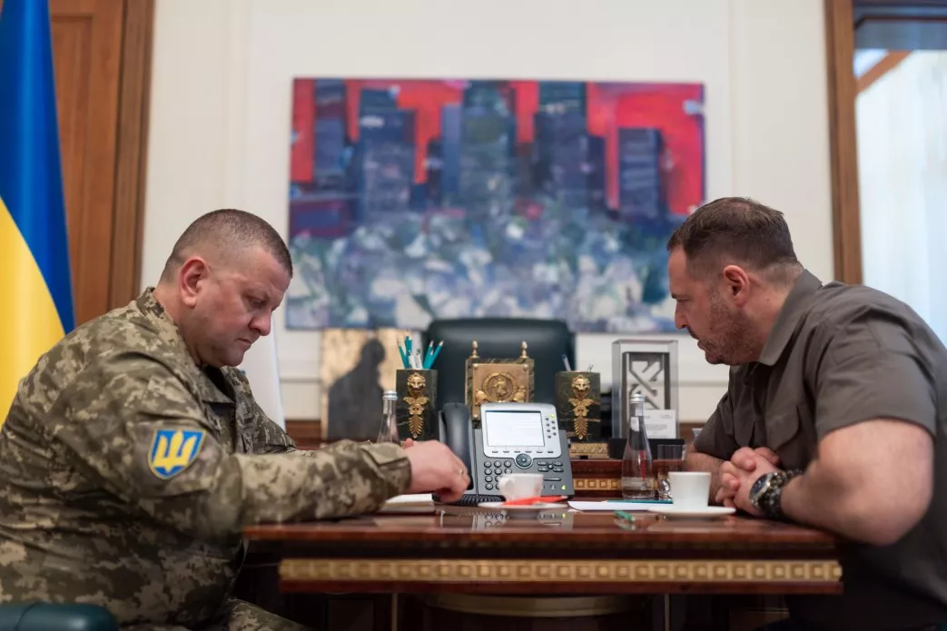 В Україні створять інформаційний хаб для військових журналістів