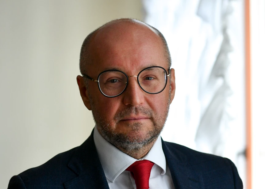ОП: Звільнення Демченка пов'язане зі станом його здоров'я