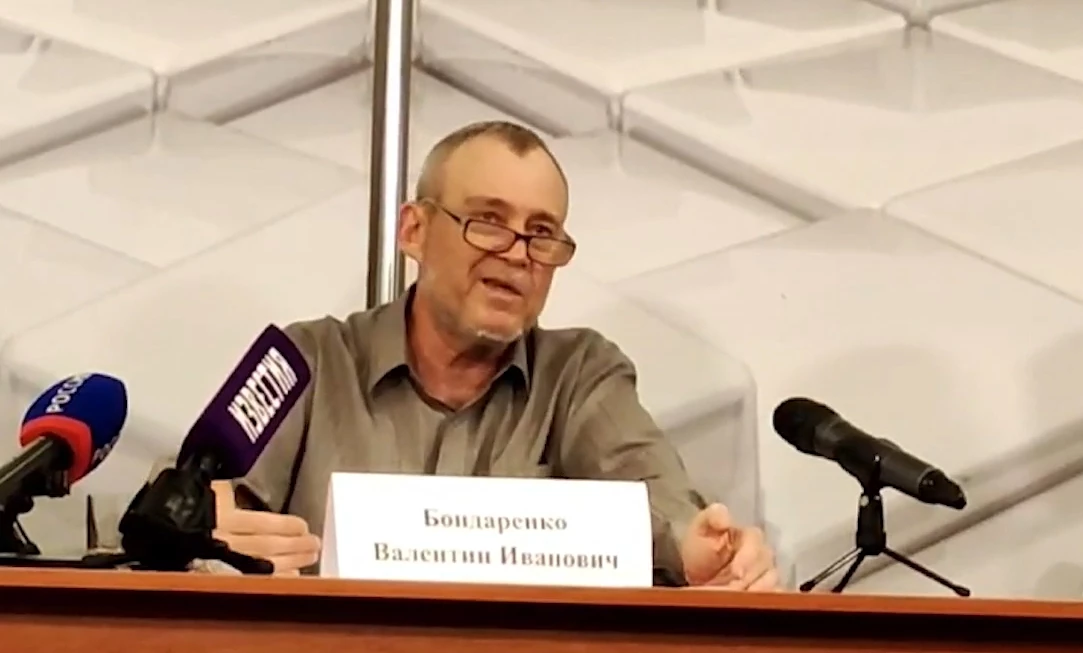 Екскерівнику тероборони Херсона оголосили підозру через поширені через росЗМІ заклики здаватися