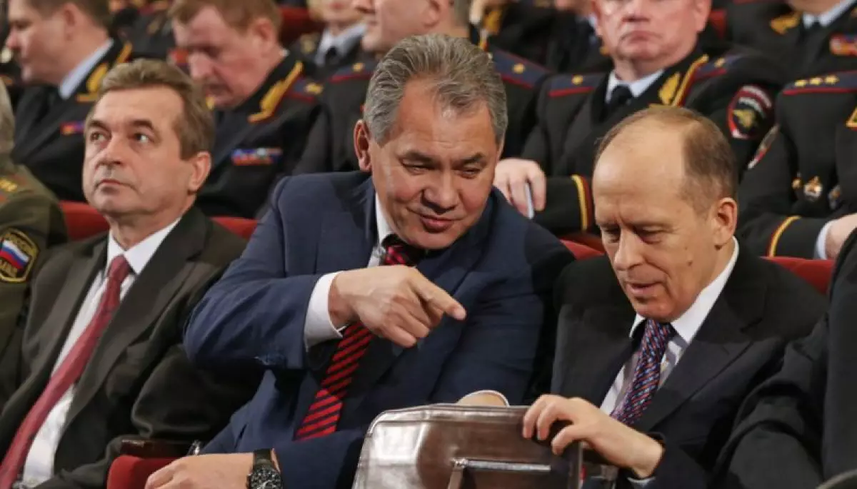 Шойгу переведе стрілки на ФСБ за дрон у Севастополі: дайджест пропаганди РФ за 29-31 липня