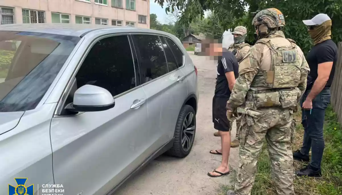 СБУ: Затриманий агент, який &laquo;провів&raquo; до околиць Києва понад 120 одиниць техніки окупантів
