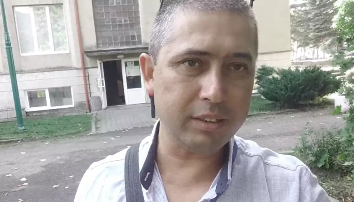На відеоблогера Володимира Явдика під час прямої трансляції напали депутати