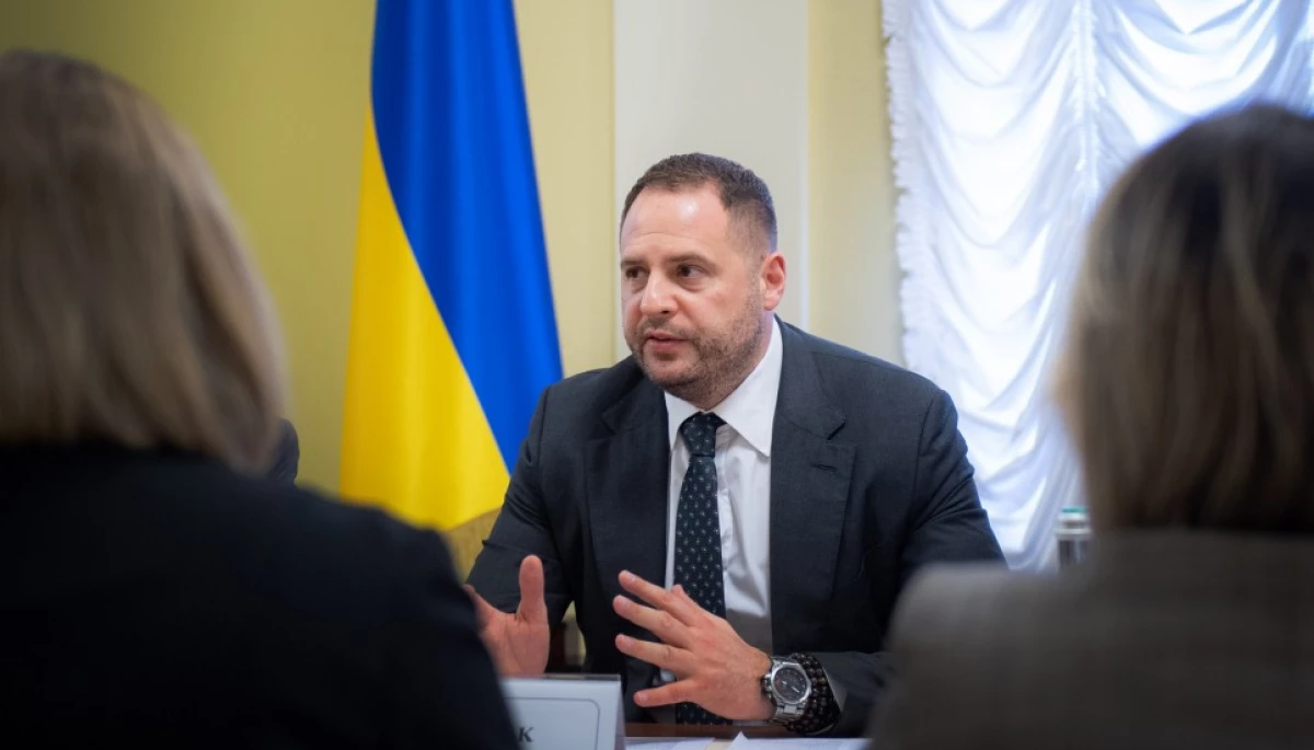 Банкова надала повний перелік радників Єрмака та окремих радників ОП