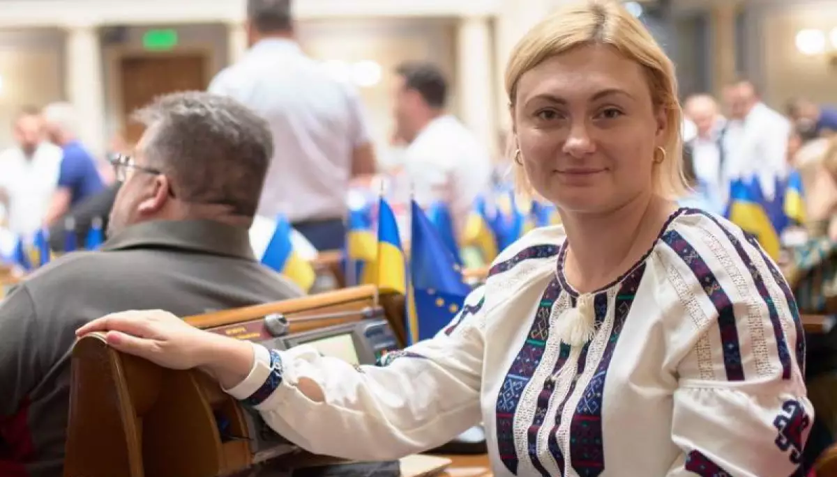 Євгенія Кравчук щодо закону &laquo;Про медіа&raquo;: Ми не зменшуємо квоти, а збільшуємо, а 10 відсотків &mdash; це одна-дві пісні