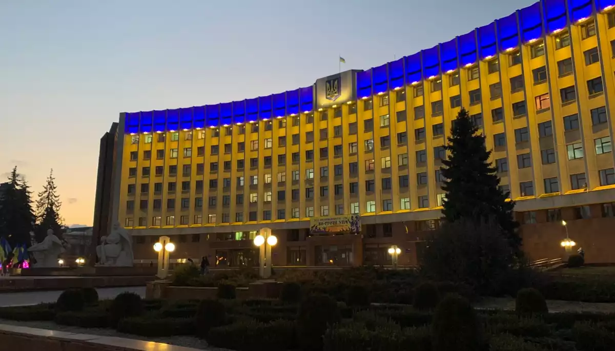 33 мільйони гривень на піар місцевої влади в час війни? Так!