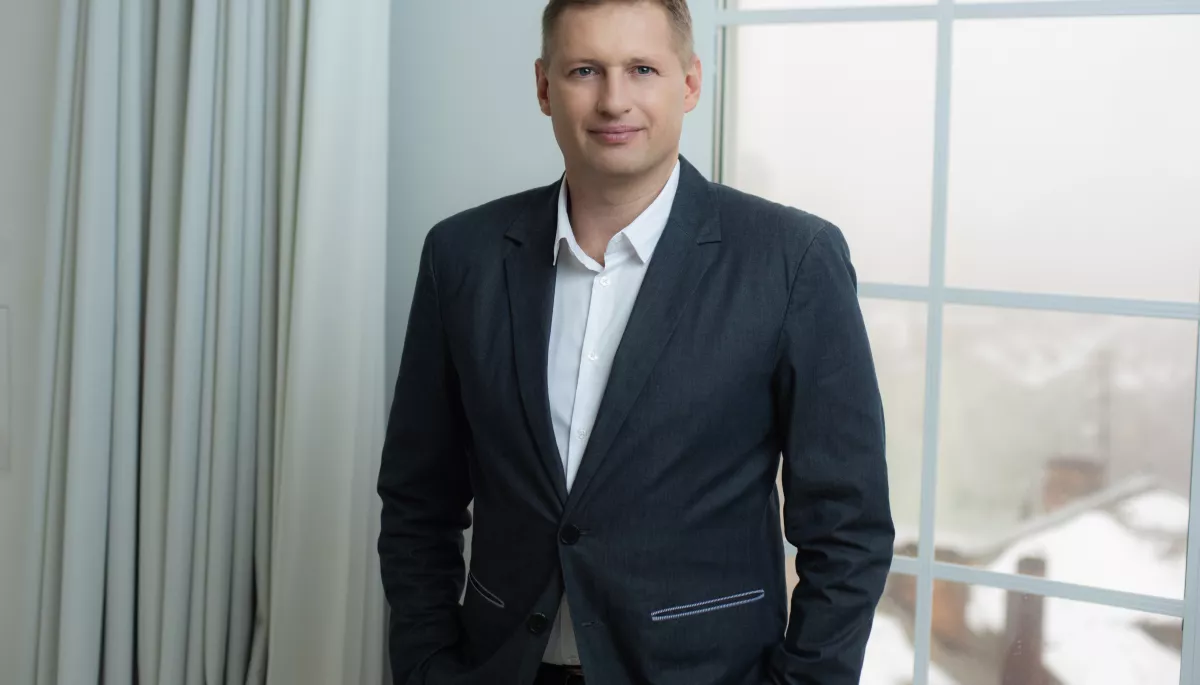 Степан Щербачов, 1+1 media: Права на трансляцію футболу клуби нам передали безплатно