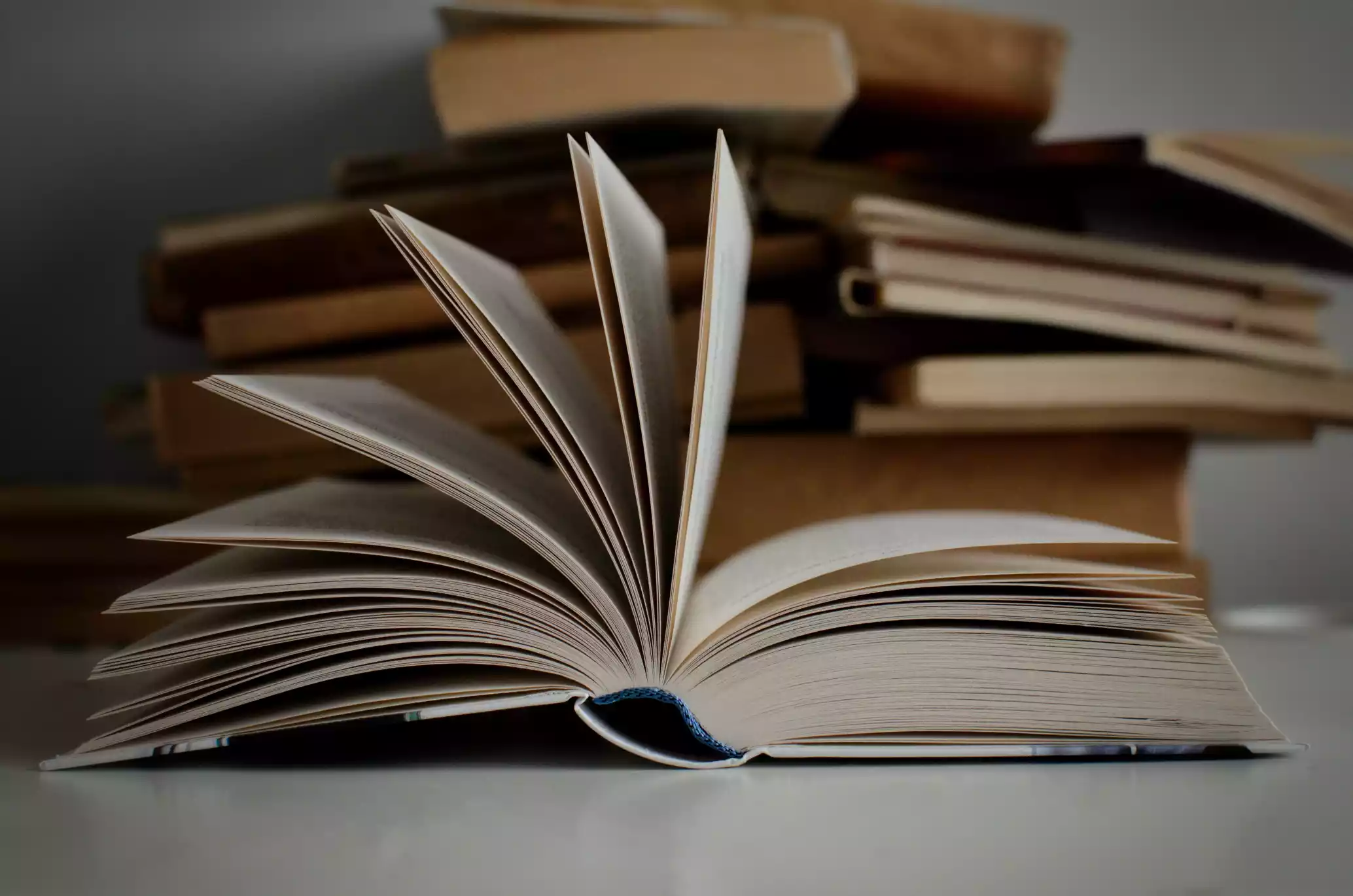 &laquo;BBC News Україна&raquo; приймає заявки на конкурс &laquo;Книга року 2022&raquo;