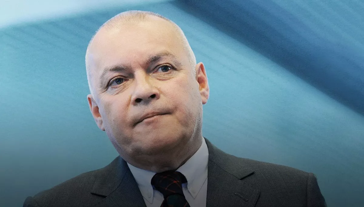Невідомі в Криму спалили два авто пропагандиста Дмитра Кисельова – ЗМІ