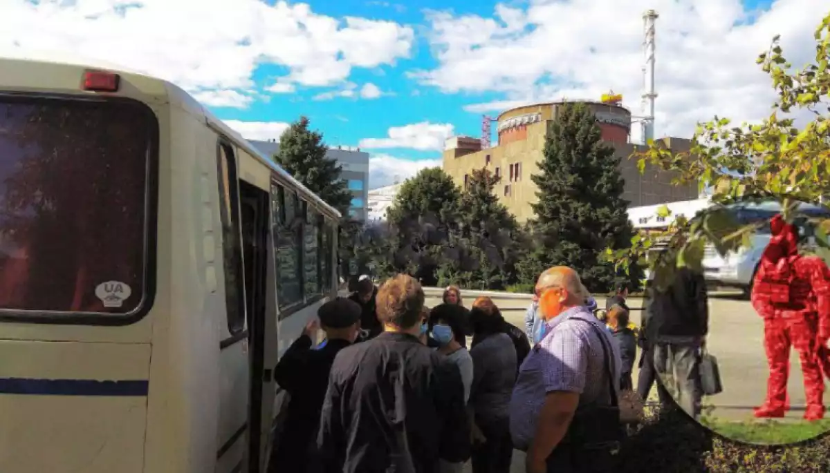 Росіяни влаштували біля ЗАЕС виставу для пропагандистів з голосуванням на «референдумі» – «Енергоатом»