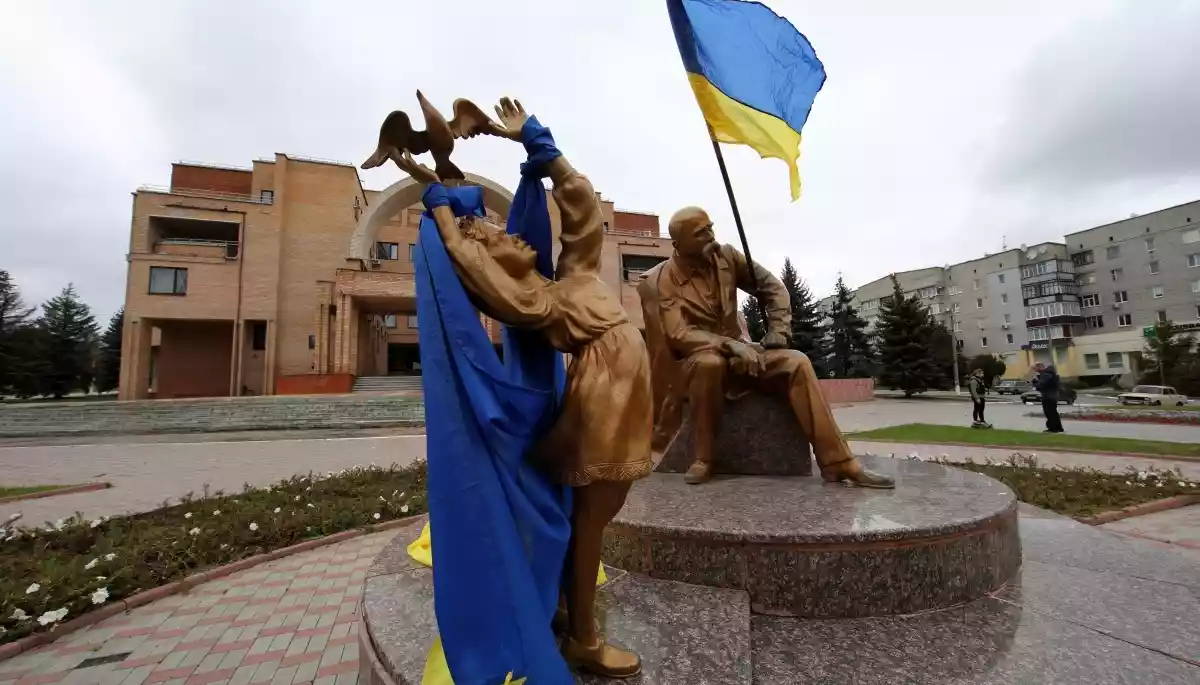 Коли і як на звільнену Харківщину повернуться медіа