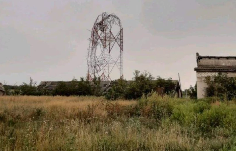 Росіяни знищили телевежу у Комишувасі, яка забезпечувала сигналом 200 тисяч абонентів – Гайдай