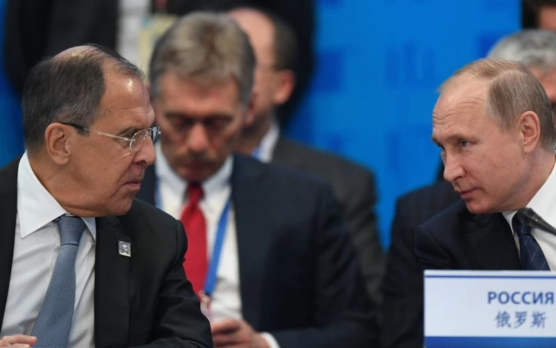 Лавров плутає Росію з Путіним: дайджест пропаганди за 11 жовтня