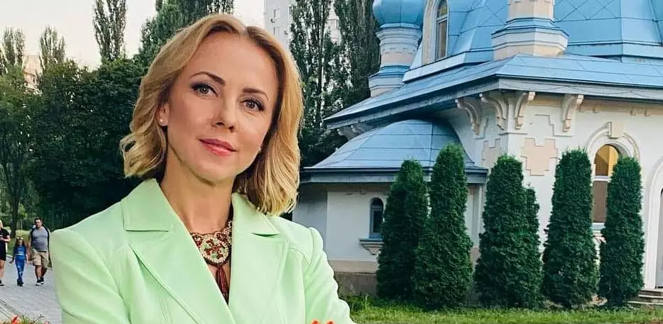 Колишня команда телеканалу &laquo;Україна 24&raquo; запустила на YouTube проєкт &laquo;Незламні&raquo; з Оленою Чабак