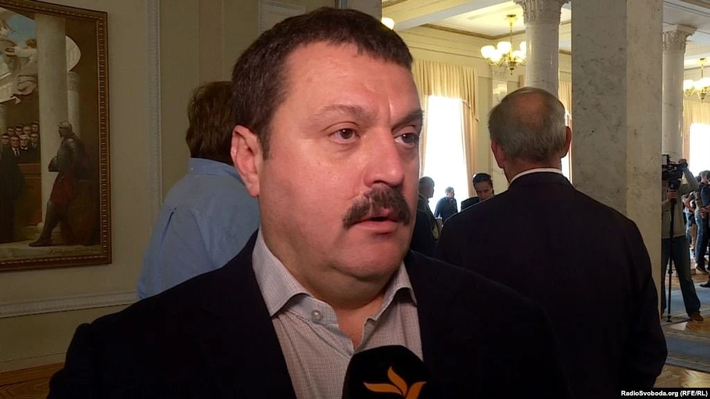 Суд заочно заарештував нардепа Андрія Деркача